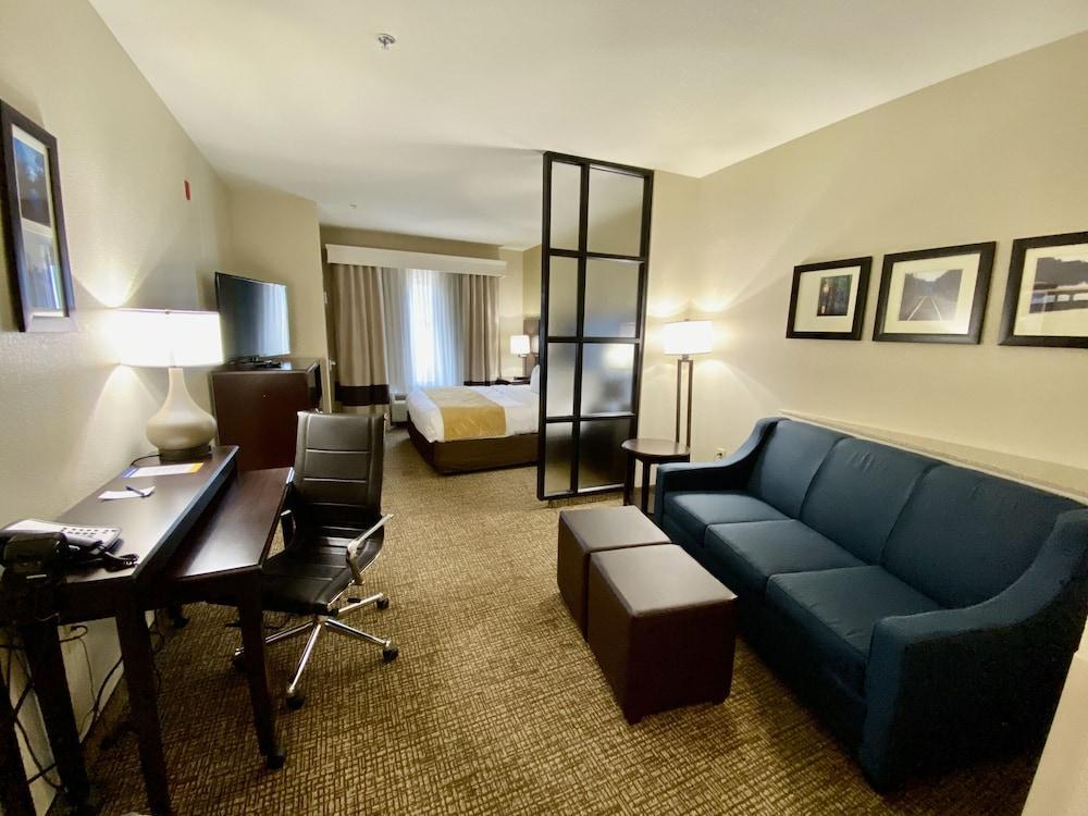 Comfort Suites Byron Warner Robins Экстерьер фото